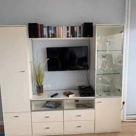 Lejlighed Luv-und-lee-apartment-24 *